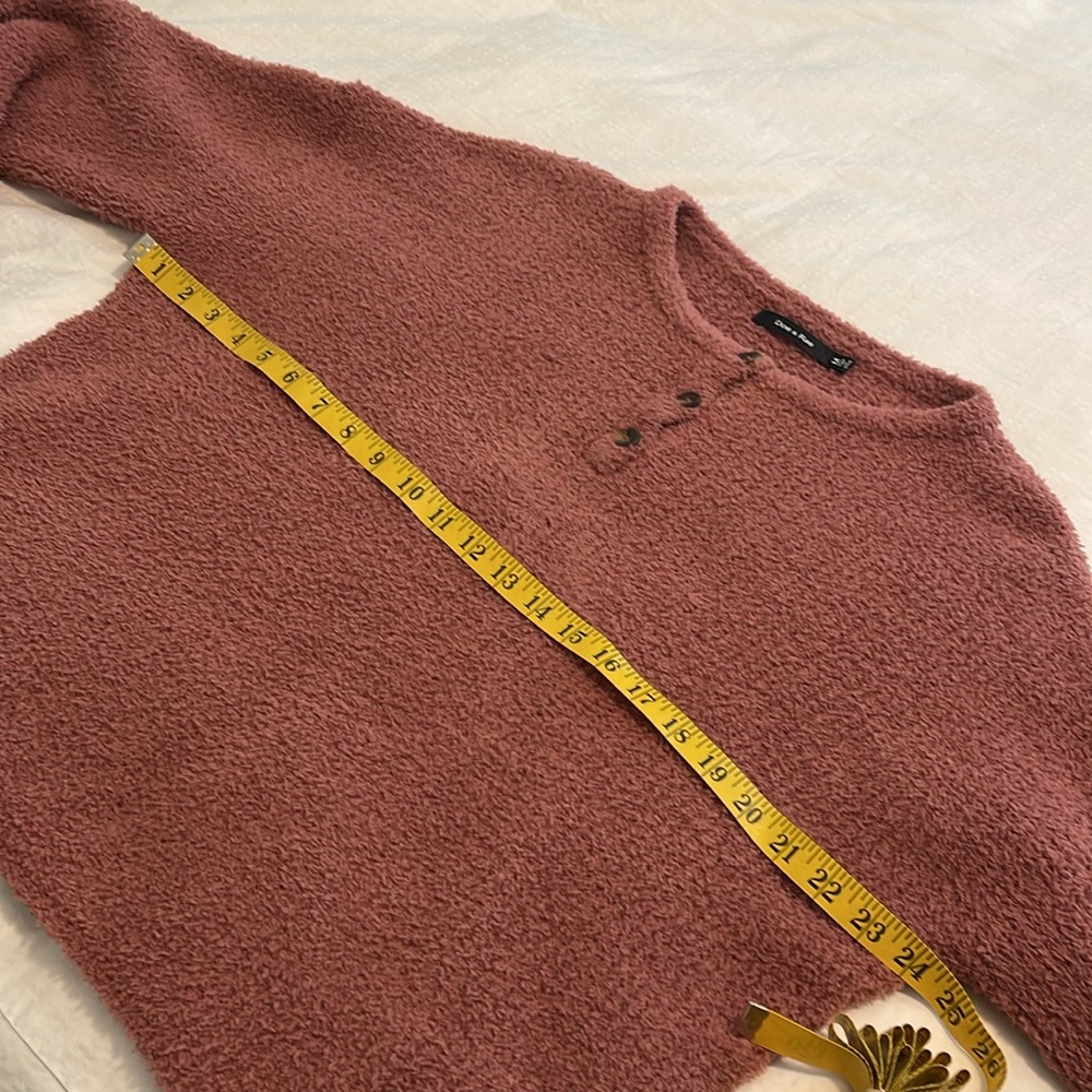 Doe & Rae Oversized Sweater - Picture 6 of 8